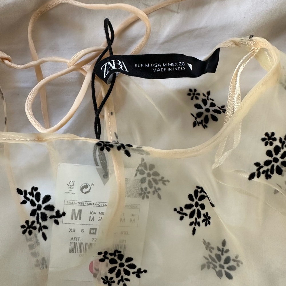 Zara NWT Floral Puff Sleeve Top - Beige - Picture 3 of 8